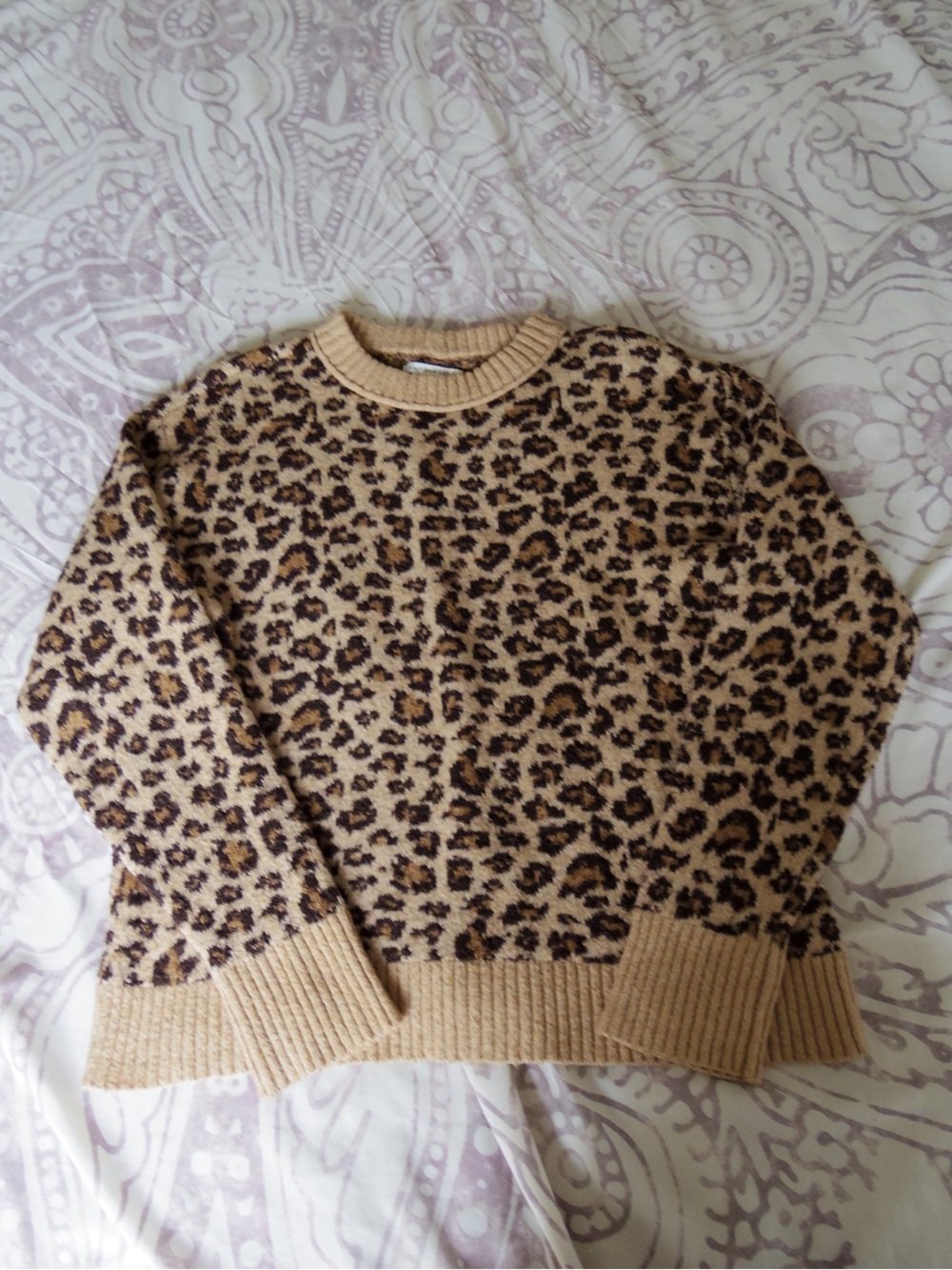 American Eagle Outfitters Leopard Print Crewneck Sweater in Tan and Brown